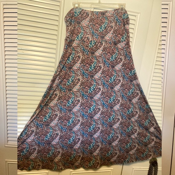 XL- Maxi skirt/Medi dress; pink and blue paisley; soft, comfy, stretchy - Picture 2 of 5